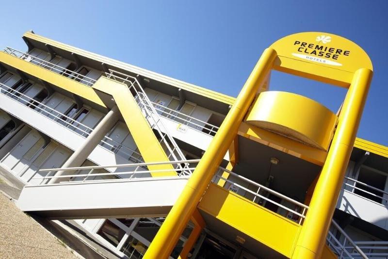 בית מלון כפרי Premiere Classe St Quentin En Yvelines Elancourt