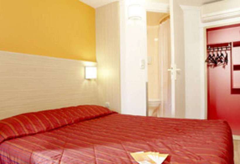 Отель Premiere Classe Versailles  Saint Cyr L Ecole