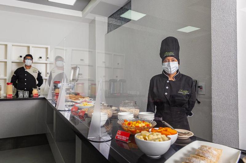 هتل Sirari By Regina