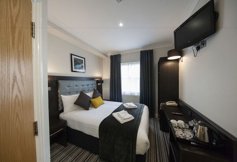 בית מלון כפרי St George S Inn Victoria