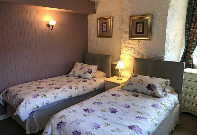 فندق The Struan Inn Self Catering Lodge