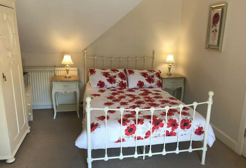 فندق The Struan Inn Self Catering Lodge
