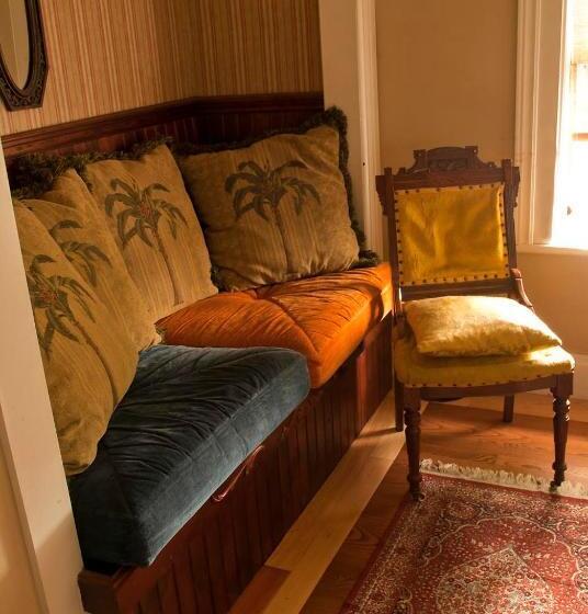 ユースホステル Port Albert Inn