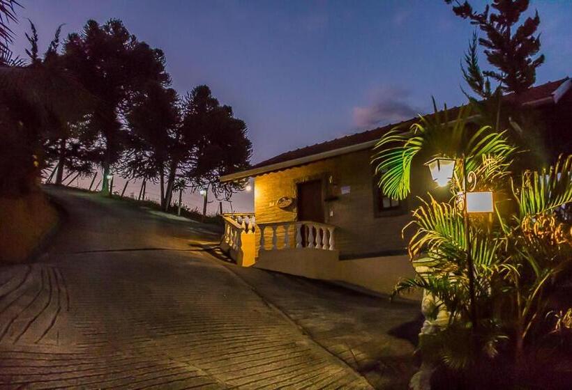 ユースホステル Pousada Chalés São Francisco