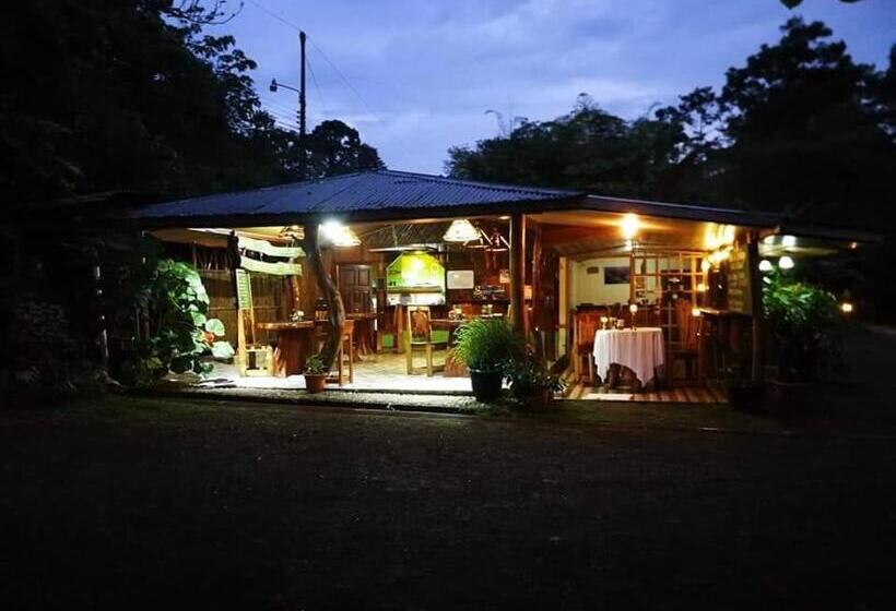 تختخواب و صبحانه Casa El Tortugo