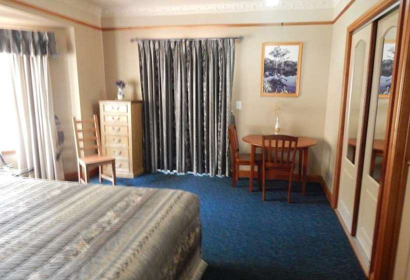 민박 R On The Downs Bnb & Spa Cottages
