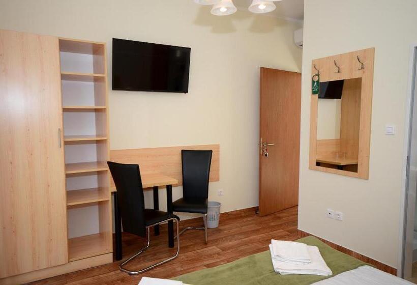 Bed and Breakfast Szárszó Panzió