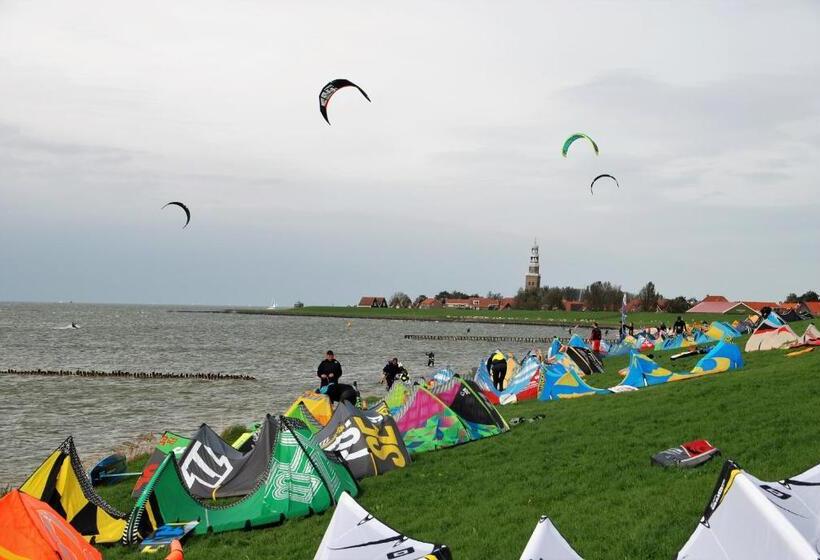 مبيت وإفطار Uit Alle Windstreken