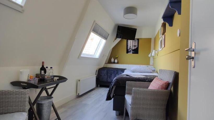 مبيت وإفطار Uit Alle Windstreken