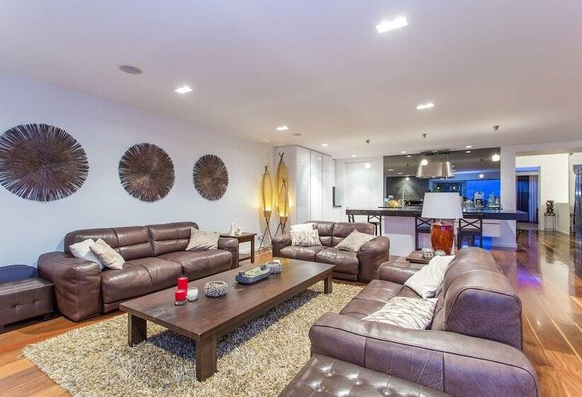 渡假胜地  Starhaven Retreat