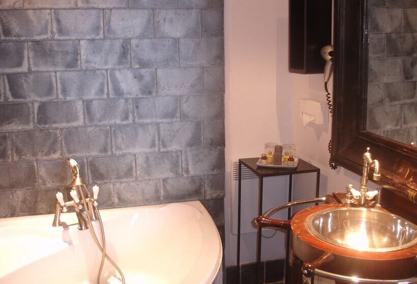 酒店 Citadelle Vauban Hôtel Musée