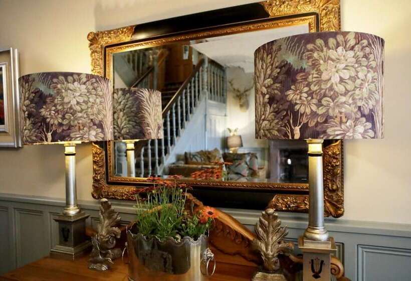 مبيت وإفطار Heather Glen Country House