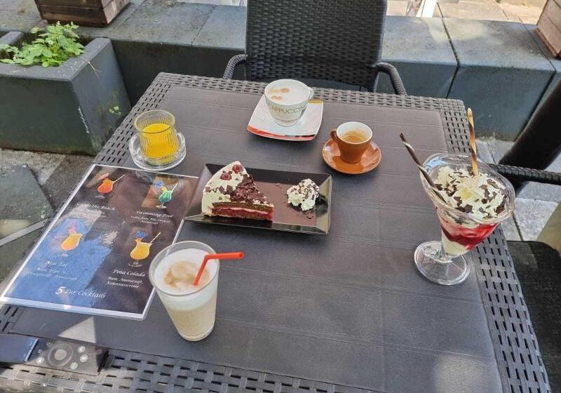 ペンション Niederdreisbacher Hof