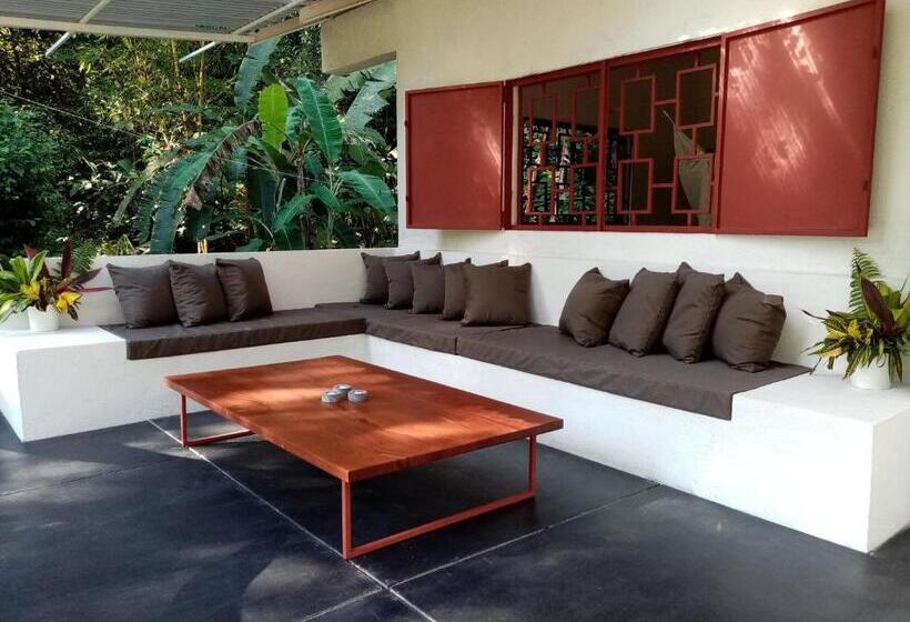 فندق صغير Bolita Trails And Lodging