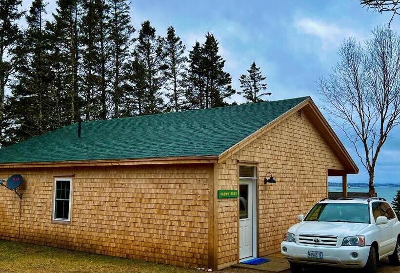 فندق صغير West Quoddy Station Llc