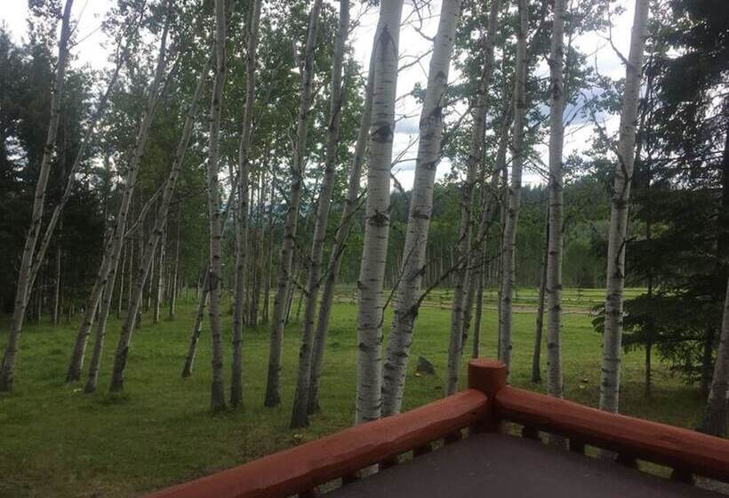 צימר Montana Hill Guest Ranch