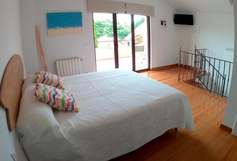 Bed and Breakfast Somo Surfskate Hostel