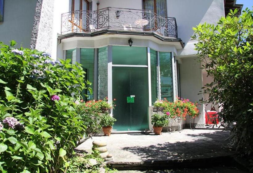 مبيت وإفطار Villa Morissolina
