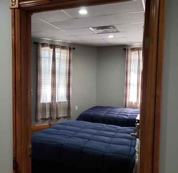 Hepworth Hostel