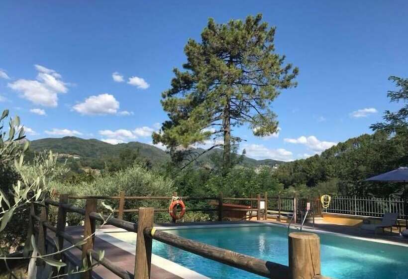 فندق Agriturismo Il Pino