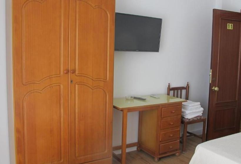 بنسيون Hostal Onteniente