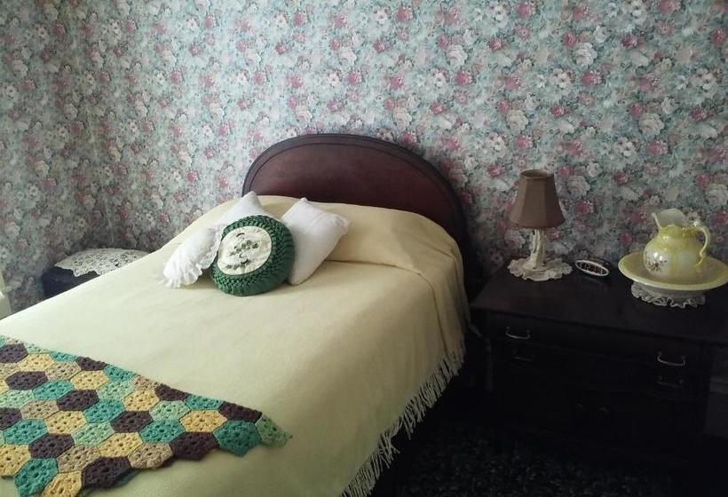 The Mays Place Bed And Breakfast