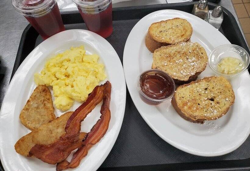 הוסטל Sheridan S Bed & Breakfast