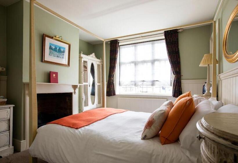 فندق صغير The Griffin Inn