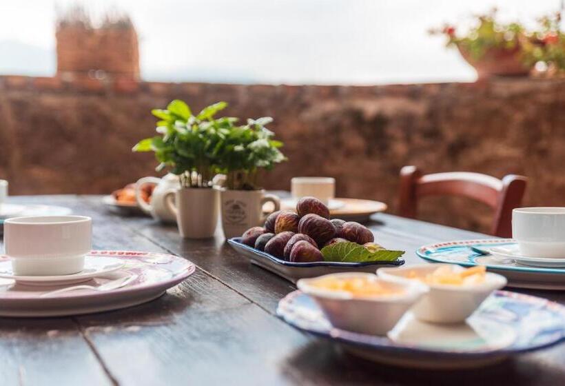 ベッドアンドブレックファースト Antico Convento