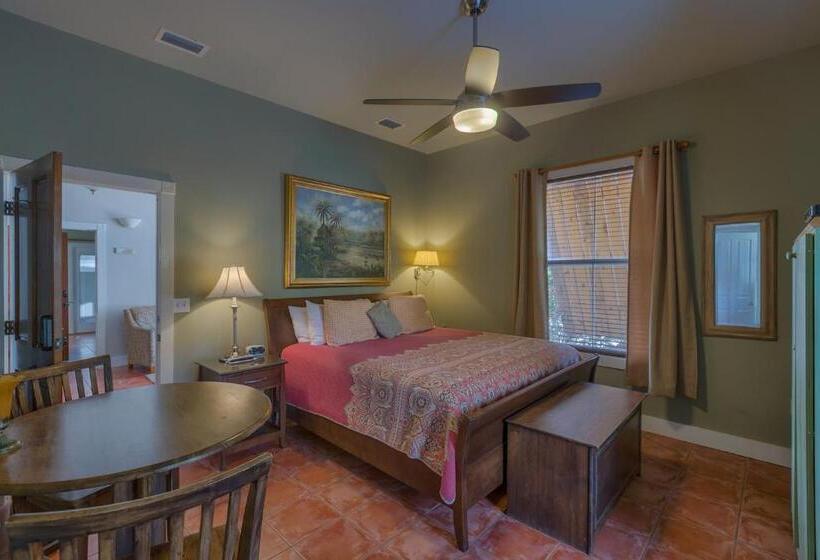 مبيت وإفطار Cape San Blas Inn