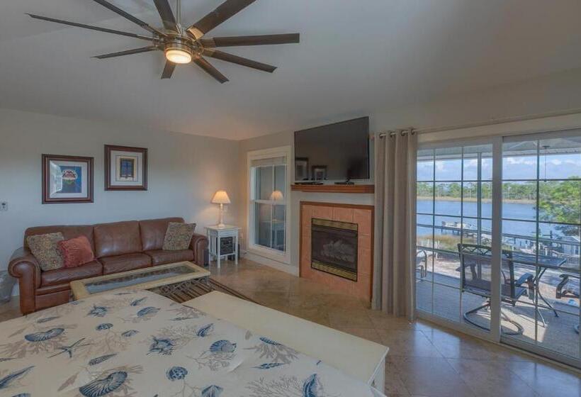 مبيت وإفطار Cape San Blas Inn