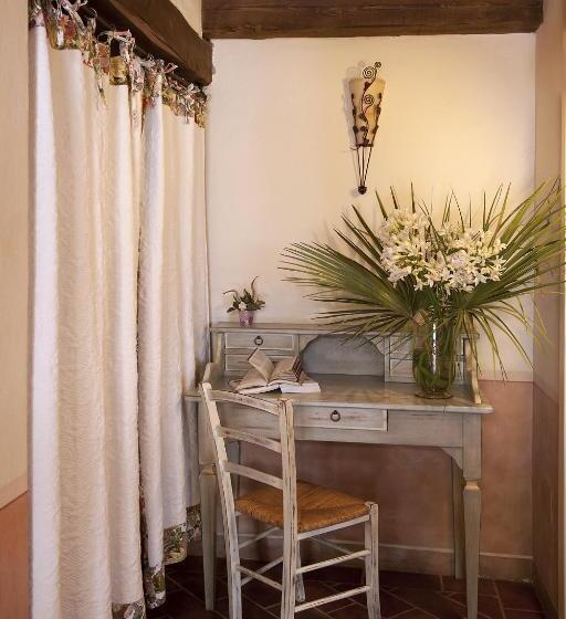 ベッドアンドブレックファースト Fattoria Santa Lucia Borgo Alla Cantina