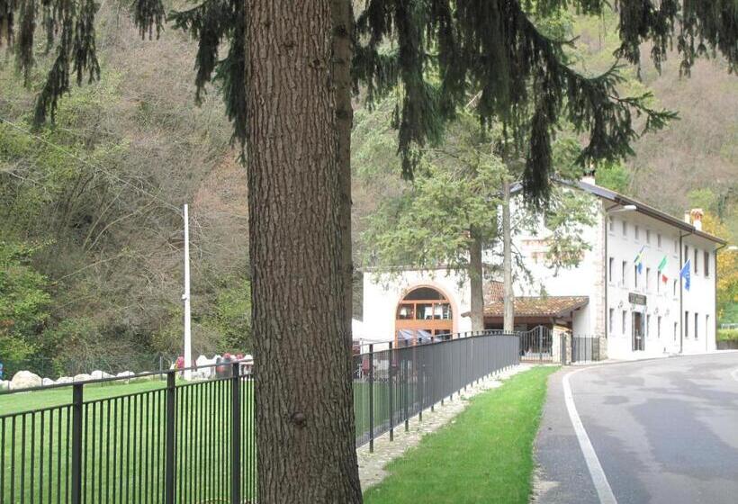 Bed and Breakfast Locanda Al Confin Osteria Le Piere