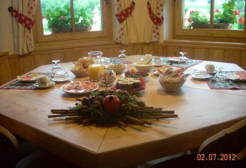 فندق Agriturismo Maso Grisun