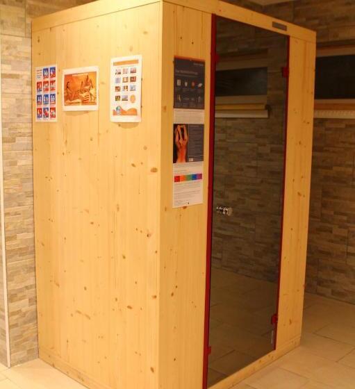 ホテル Lachtalhaus
