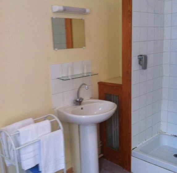 בית מלון כפרי Le Commerce