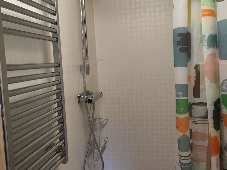 فندق Långsjön Stugor & Camping