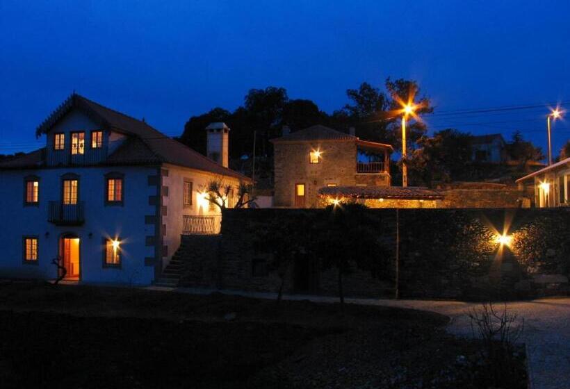 פנסיון Casa Das Quintas