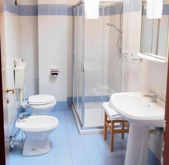 بنسيون Miniappartamenti, Camere Lanterna Blu