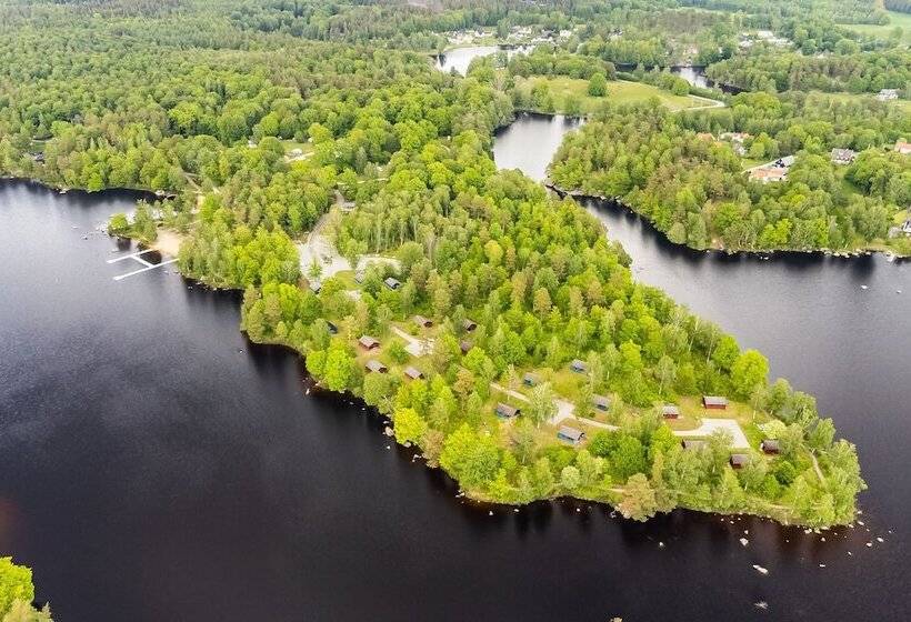 استراحتگاه Långasjönäs Camping & Stugby