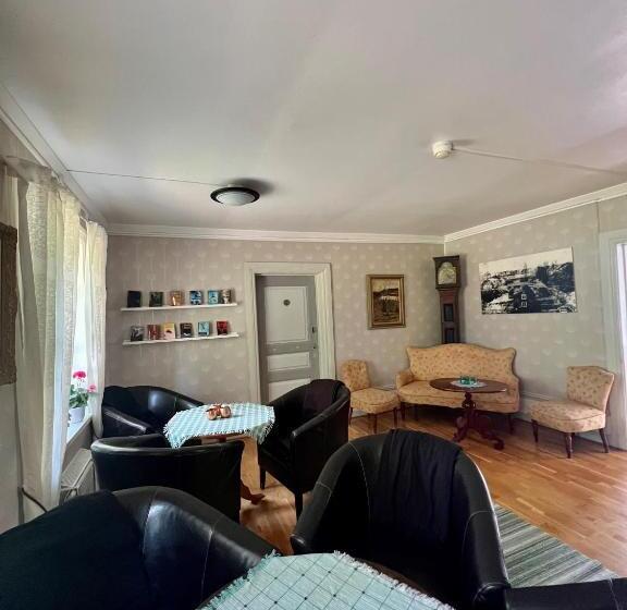 Stf Korrö B&b