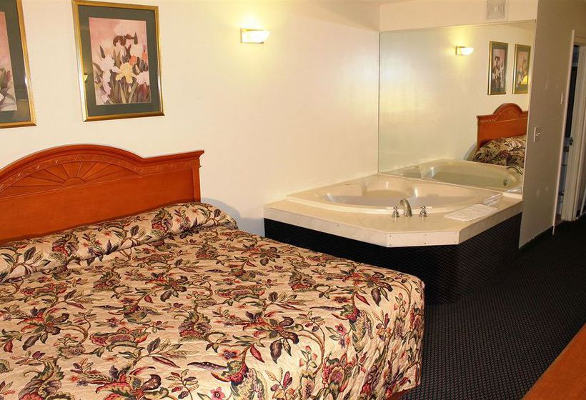 Отель Americas Best Value Inn-Chattanooga East Ridge