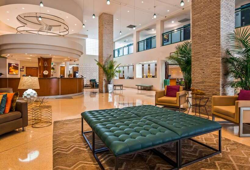 هتل Best Western Plus Atlantic Beach Resort