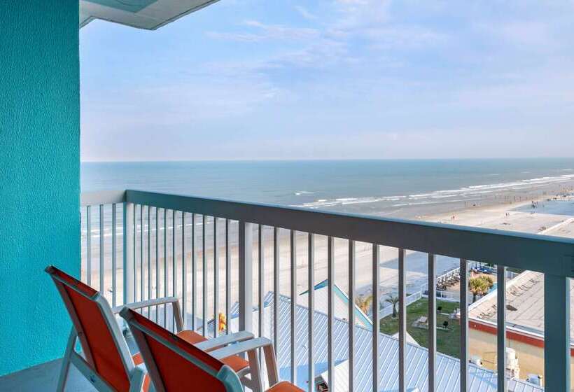 בית מלון כפרי Comfort Inn & Suites Daytona Beach Oceanfront