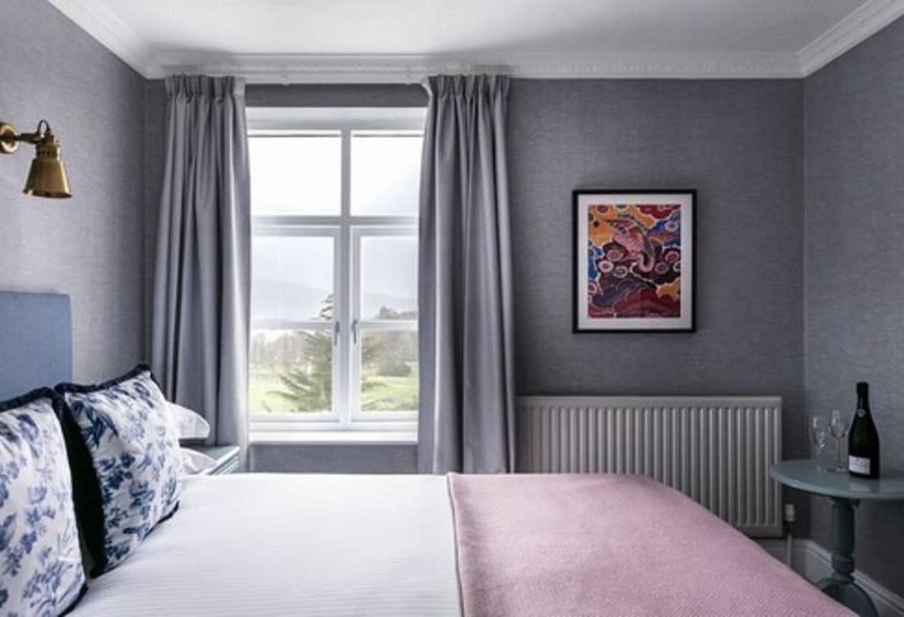 فندق Craig Manor