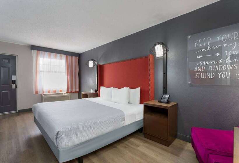 酒店 La Quinta Inn By Wyndham Pensacola