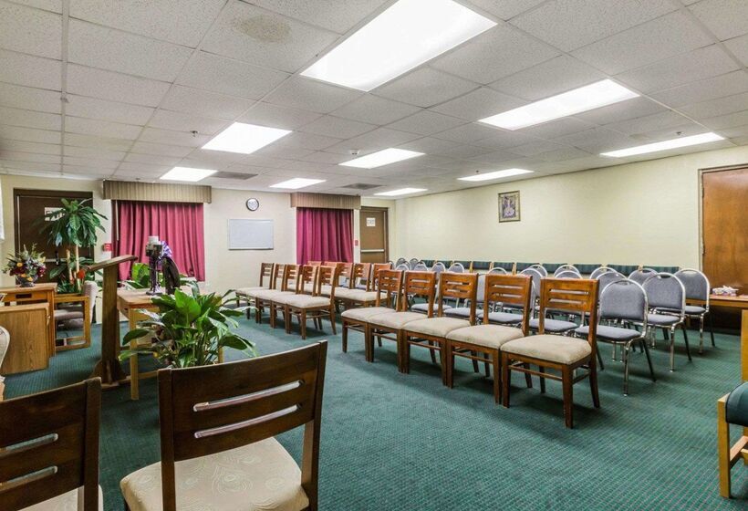 هتل Quality Inn & Suites Near Coliseum And Hwy 231 North