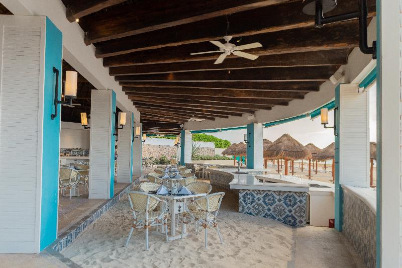 هتل Wyndham Grand Cancun All Inclusive Resort & Villas