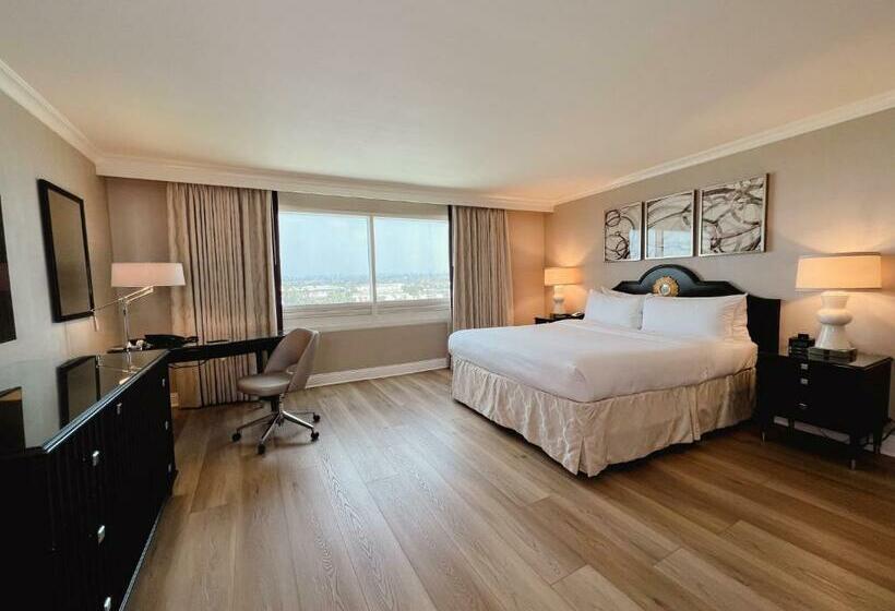 בית מלון כפרי The Commerce Casino &