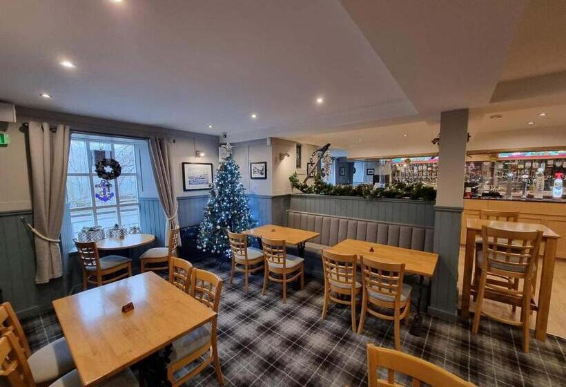 فندق صغير The Anchor Inn